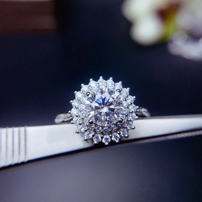 Silver Plated Anti Tarnish American Diamond Crushed Ice Cut Silver Geometric Contemporary Finger Ring