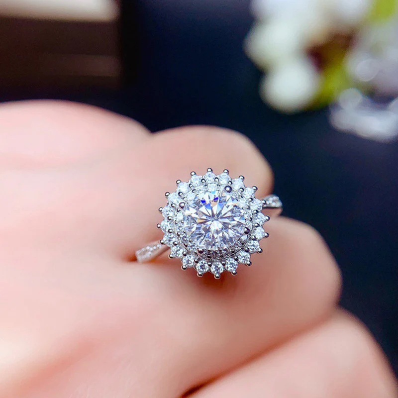 Silver Plated Anti Tarnish American Diamond Crushed Ice Cut Silver Geometric Contemporary Finger Ring